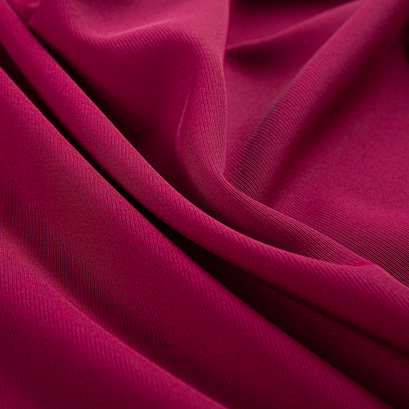 DS382 roșu 272GSM Țesătură twillă cu filament mat, mată, elastic pe patru fețe din poliester, draperie prietenoasă cu pielea, rezistentă la riduri și rezistentă la uzură
